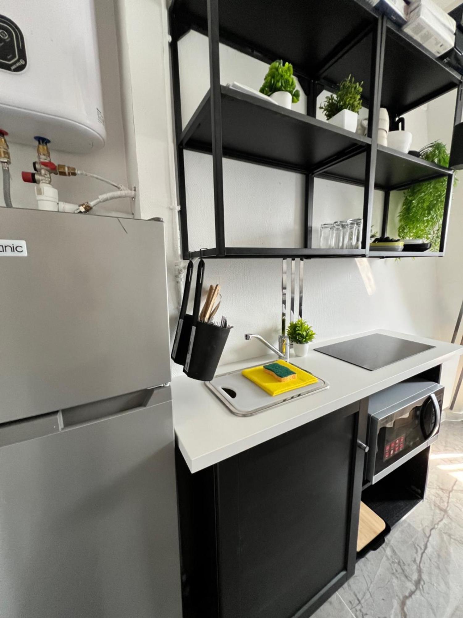 Paris Bastille Bercy Gare De Lyon Chambre Climatisee 9M2 Ideal 1 Pers ,Max 2 Pers Exterior photo